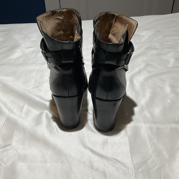 Coach kasandra black heeled boots with silver hardware - Picture 4 of 7